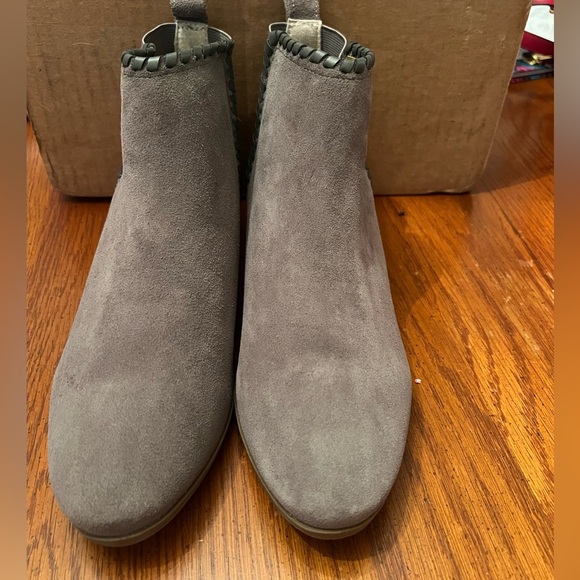 JACK ROGERS Suede Ankle Booties - Picture 3 of 5